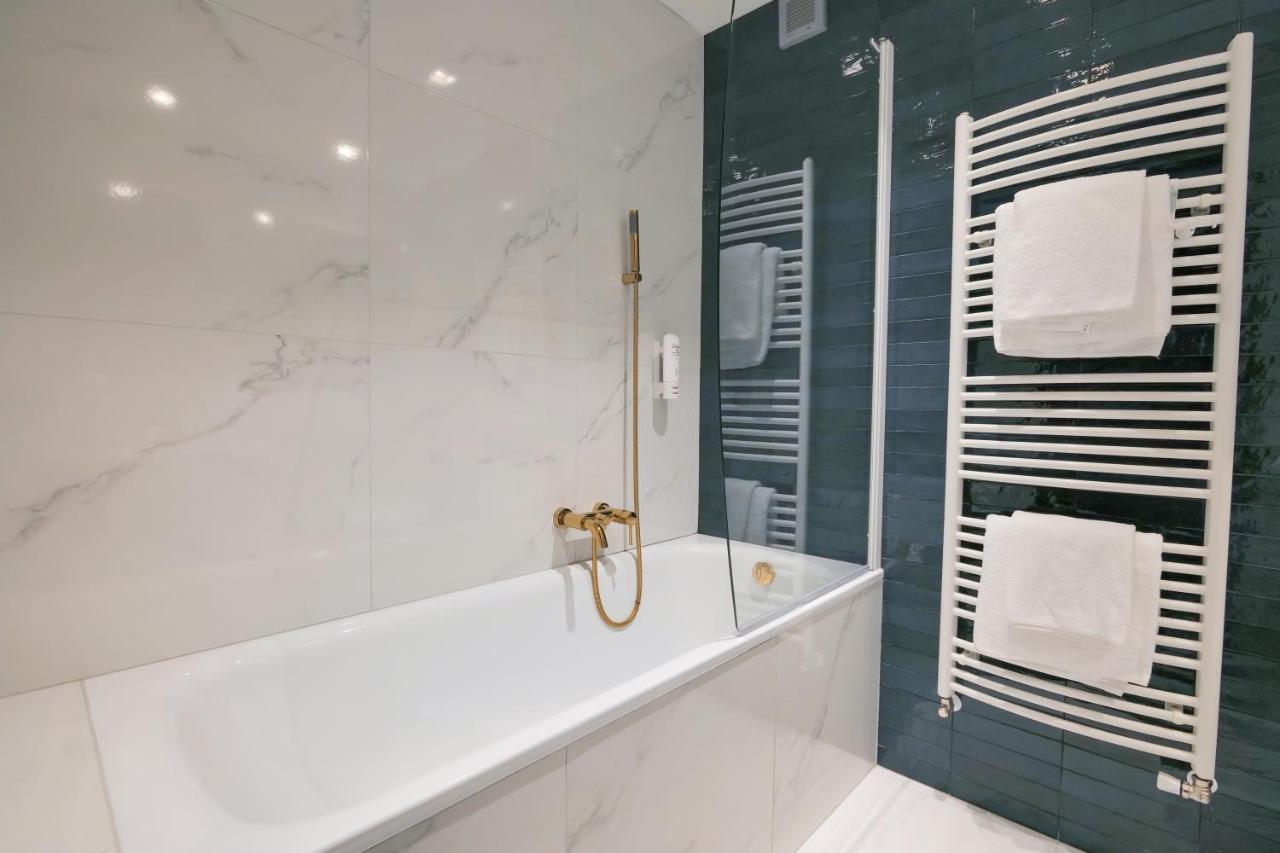 Hotel Zlata Hvezda Литомишль Экстерьер фото