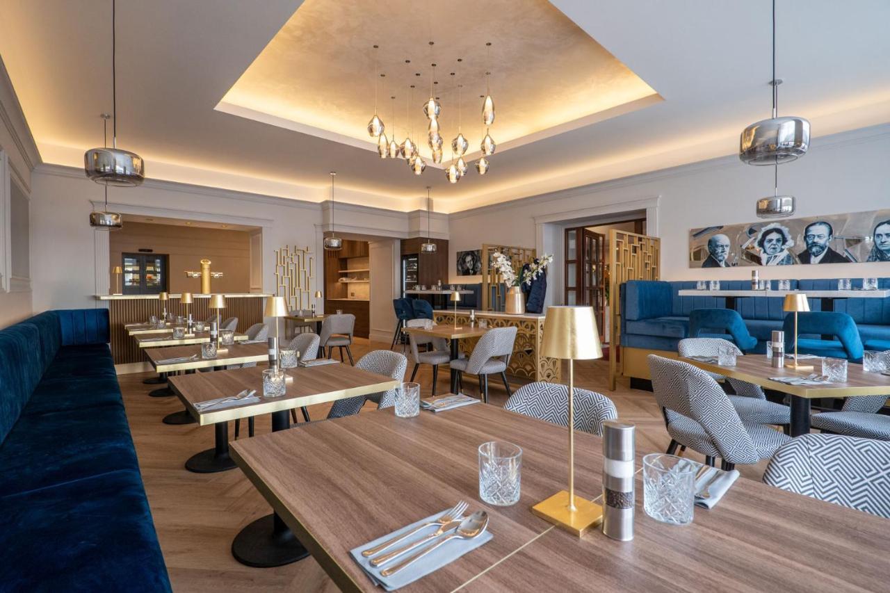 Hotel Zlata Hvezda Литомишль Экстерьер фото