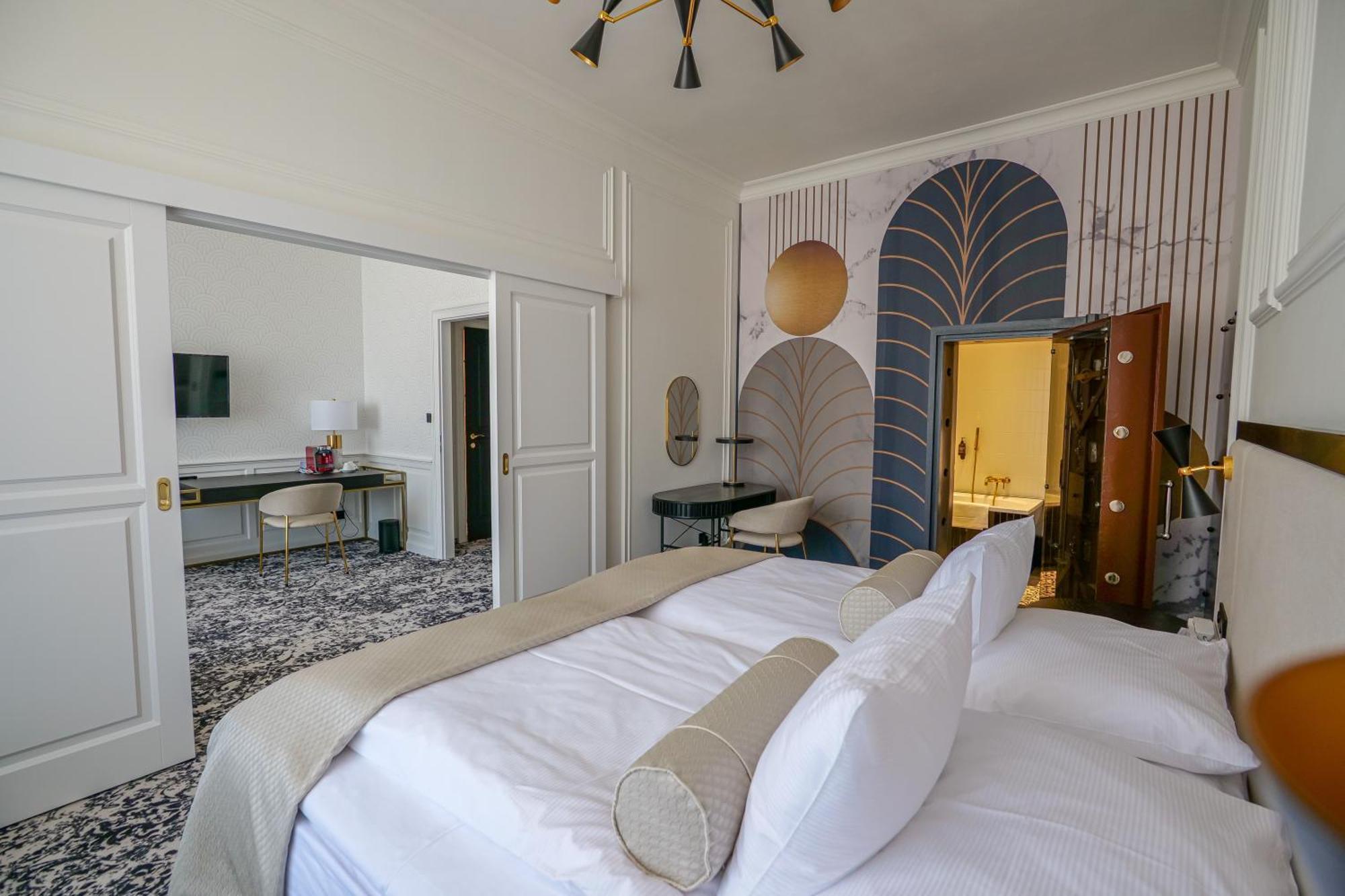 Hotel Zlata Hvezda Литомишль Экстерьер фото